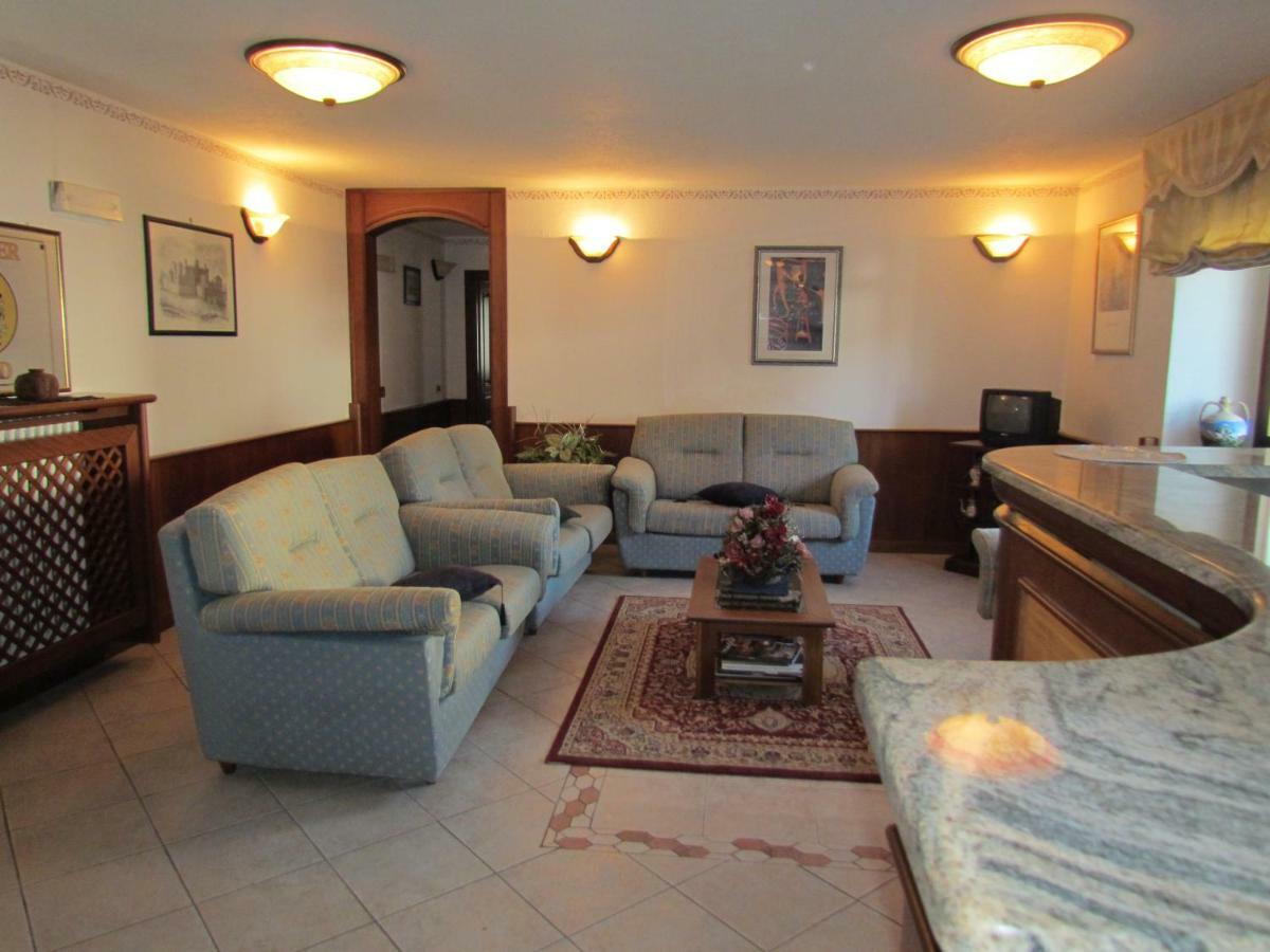 Residence Du Chateau 페니스 외부 사진
